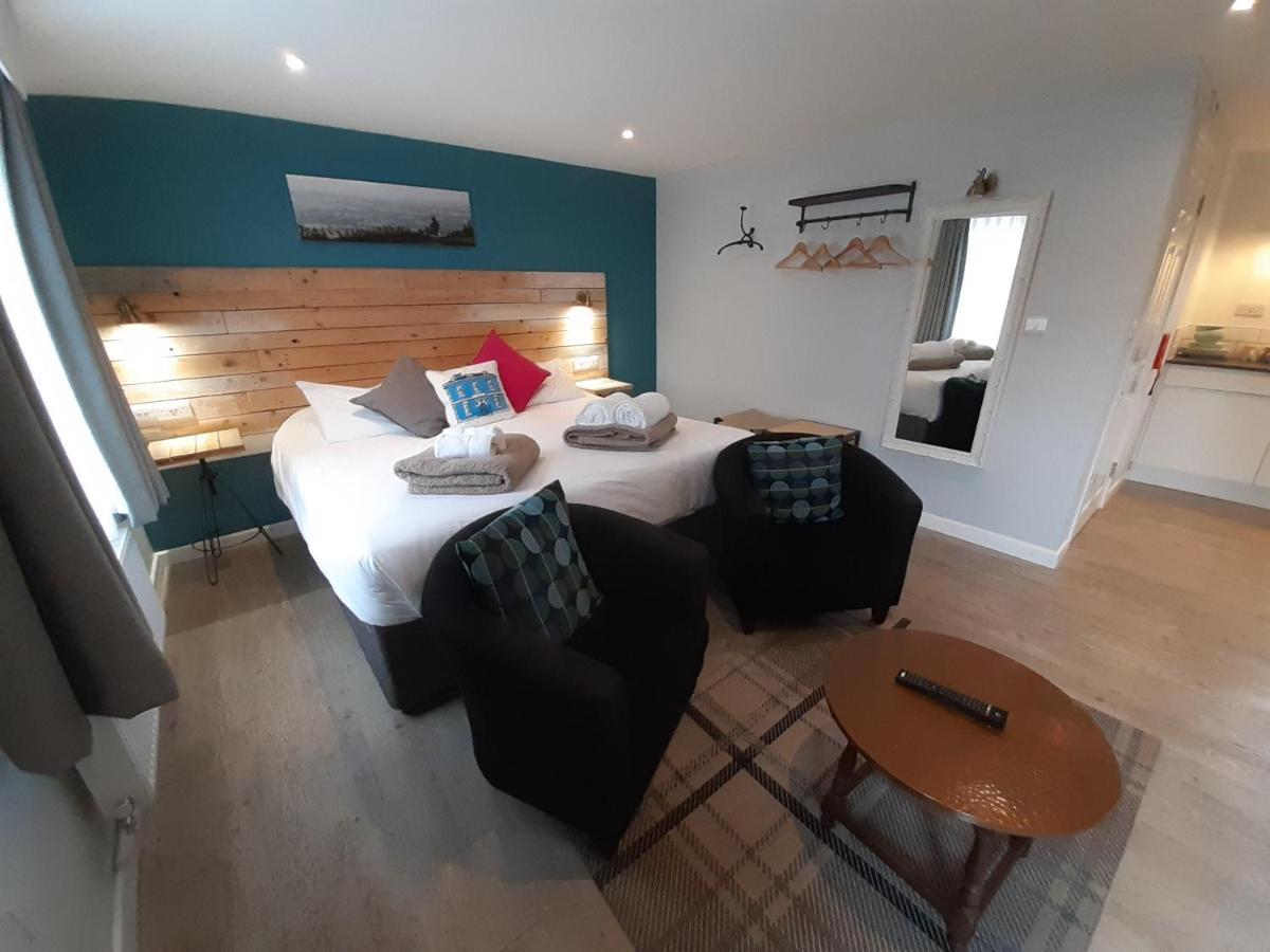Cotswold Aparthotel 스트라우드 외부 사진
