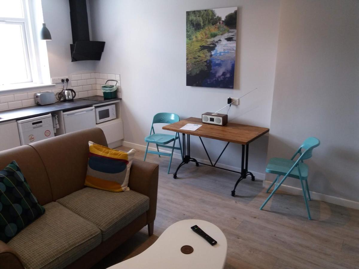 Cotswold Aparthotel 스트라우드 외부 사진